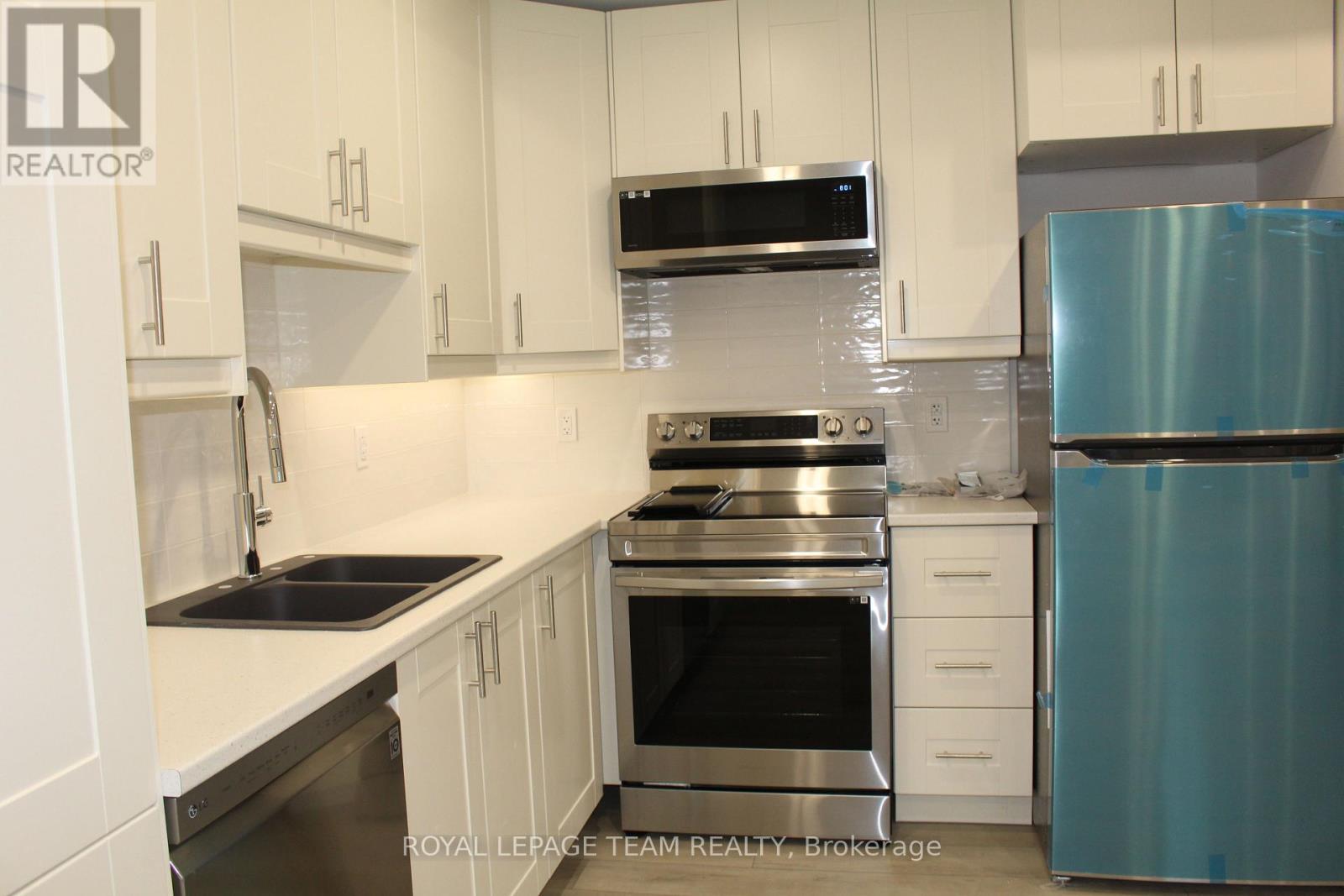 Unit A - 155 Longpre Street E, Ottawa, Ontario  K1L 7J5 - Photo 6 - X13030660