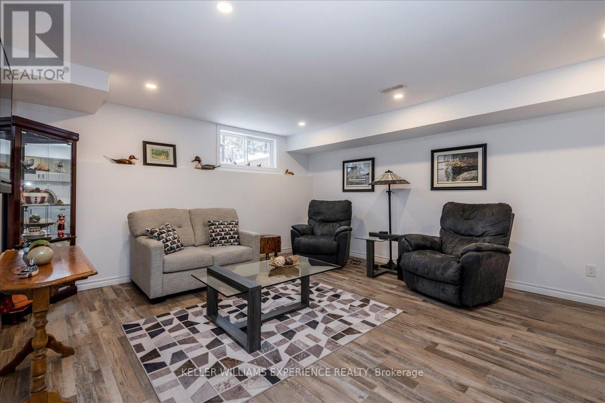 70 Fieldstream Chase, Bracebridge, Ontario  P1L 0A7 - Photo 28 - X12934584