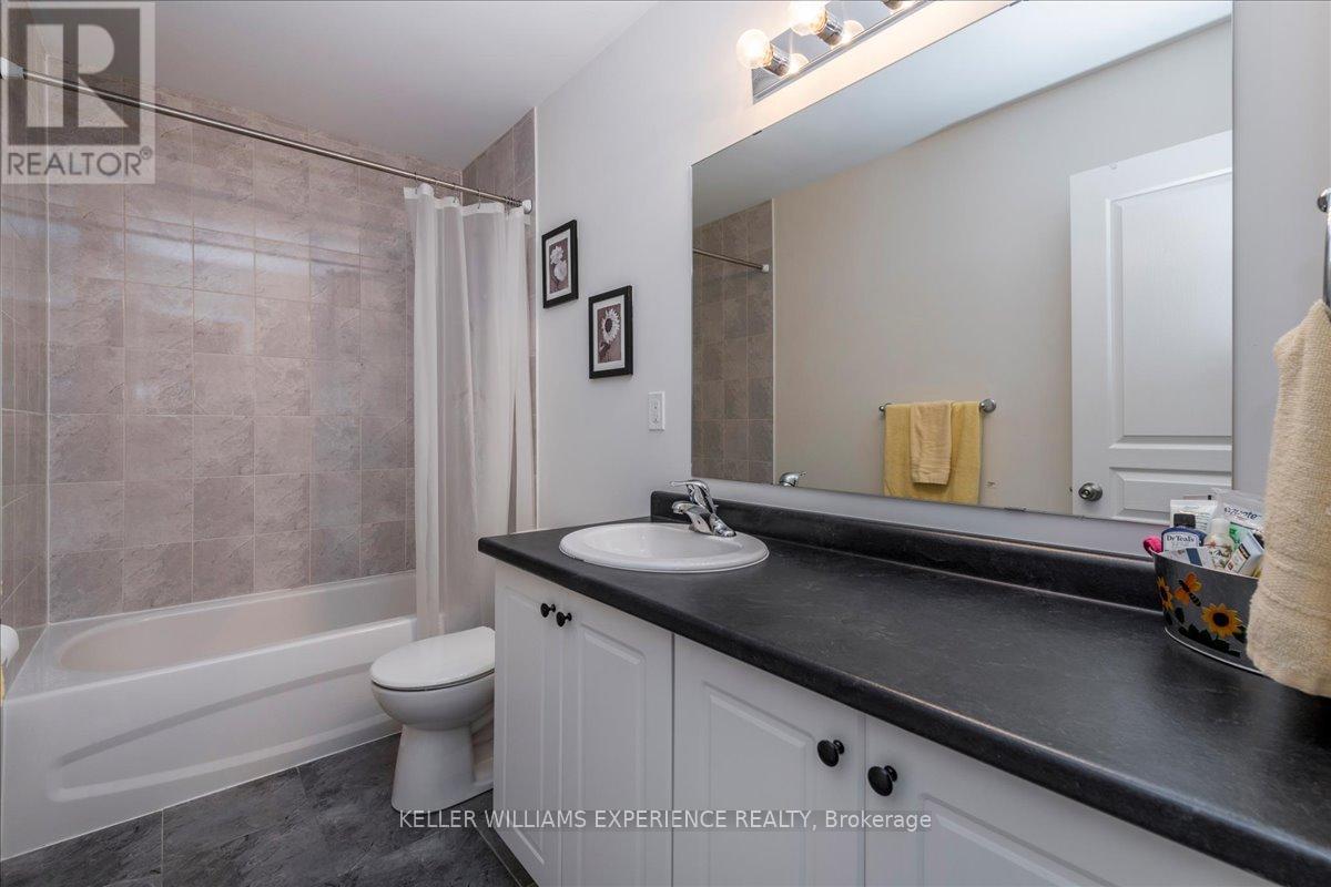 70 Fieldstream Chase, Bracebridge, Ontario  P1L 0A7 - Photo 20 - X12934584