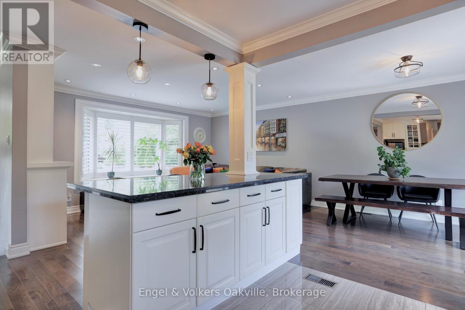 465 Fourth Line, Oakville, Ontario  L6L 5A6 - Photo 14 - W13030650