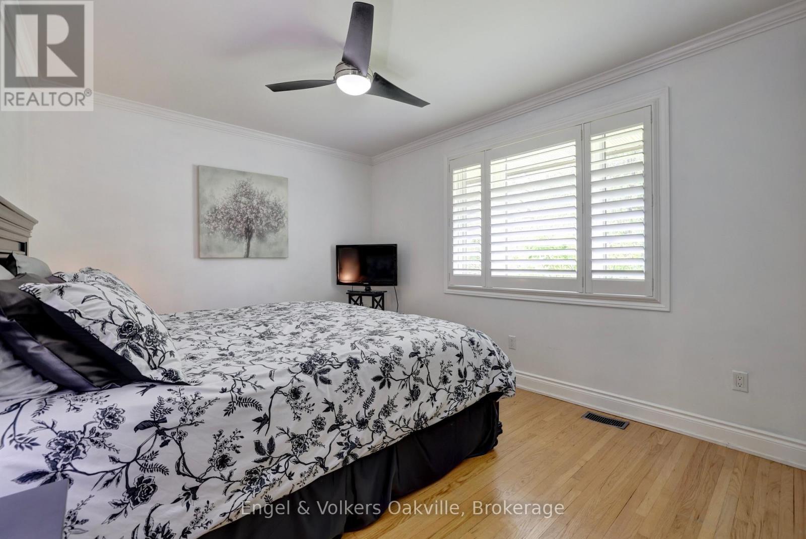 465 Fourth Line, Oakville, Ontario  L6L 5A6 - Photo 17 - W13030650