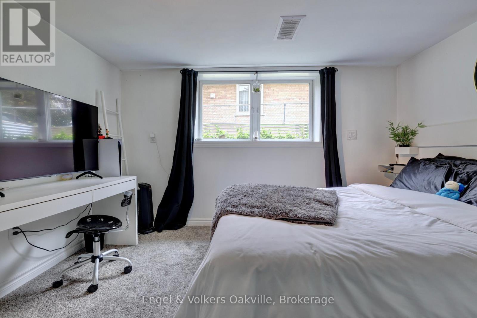 465 Fourth Line, Oakville, Ontario  L6L 5A6 - Photo 26 - W13030650