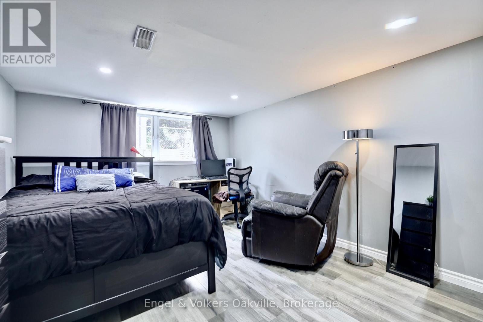 465 Fourth Line, Oakville, Ontario  L6L 5A6 - Photo 27 - W13030650