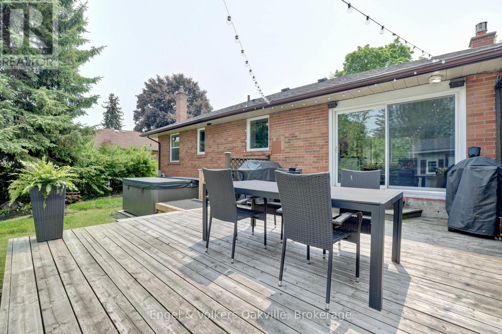 465 Fourth Line, Oakville, Ontario  L6L 5A6 - Photo 31 - W13030650