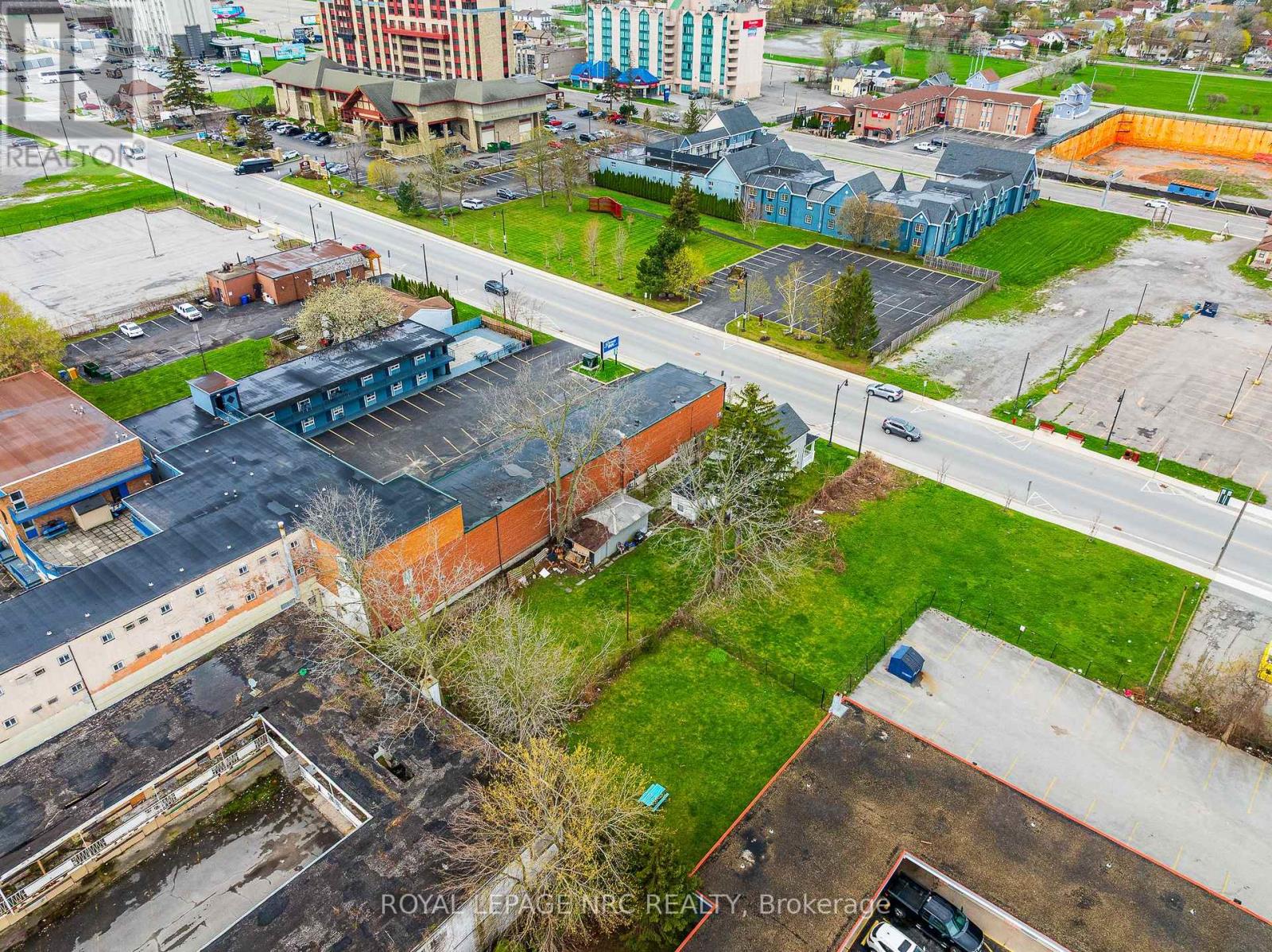 5930 Fallsview Boulevard, Niagara Falls, Ontario  L2G 3V5 - Photo 6 - X13030572