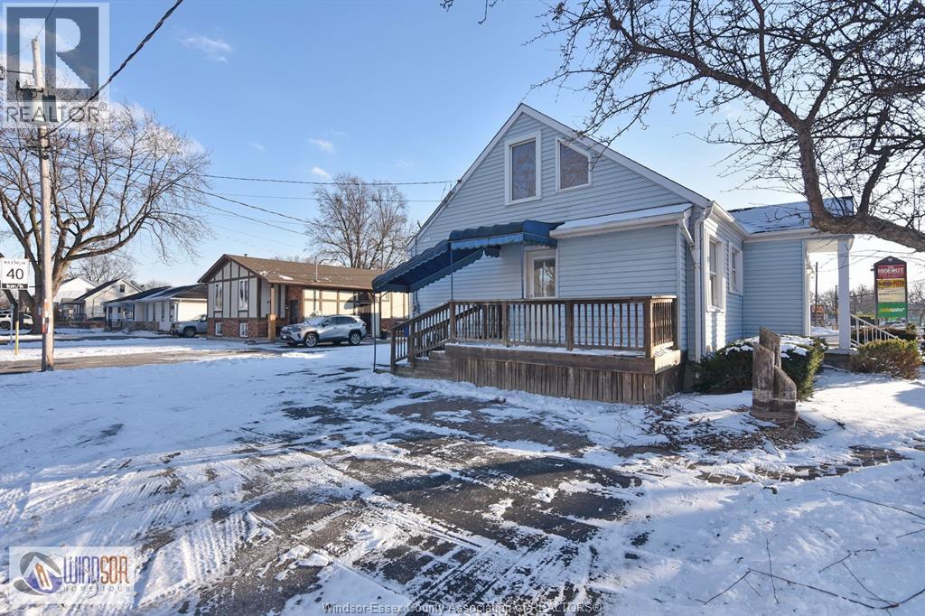 911 Front Road, Lasalle, Ontario  N9J 2A5 - Photo 5 - 26008889