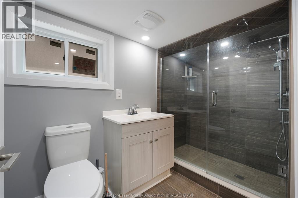 1059 Elsmere Avenue, Windsor, Ontario  N9A 2B1 - Photo 21 - 26008852