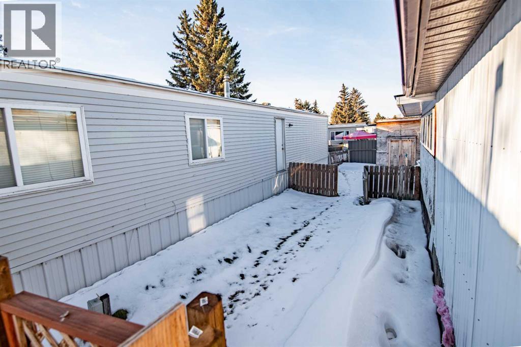 3, 5344 76 Street, Red Deer, Alberta  T4P 2A6 - Photo 3 - A2284299