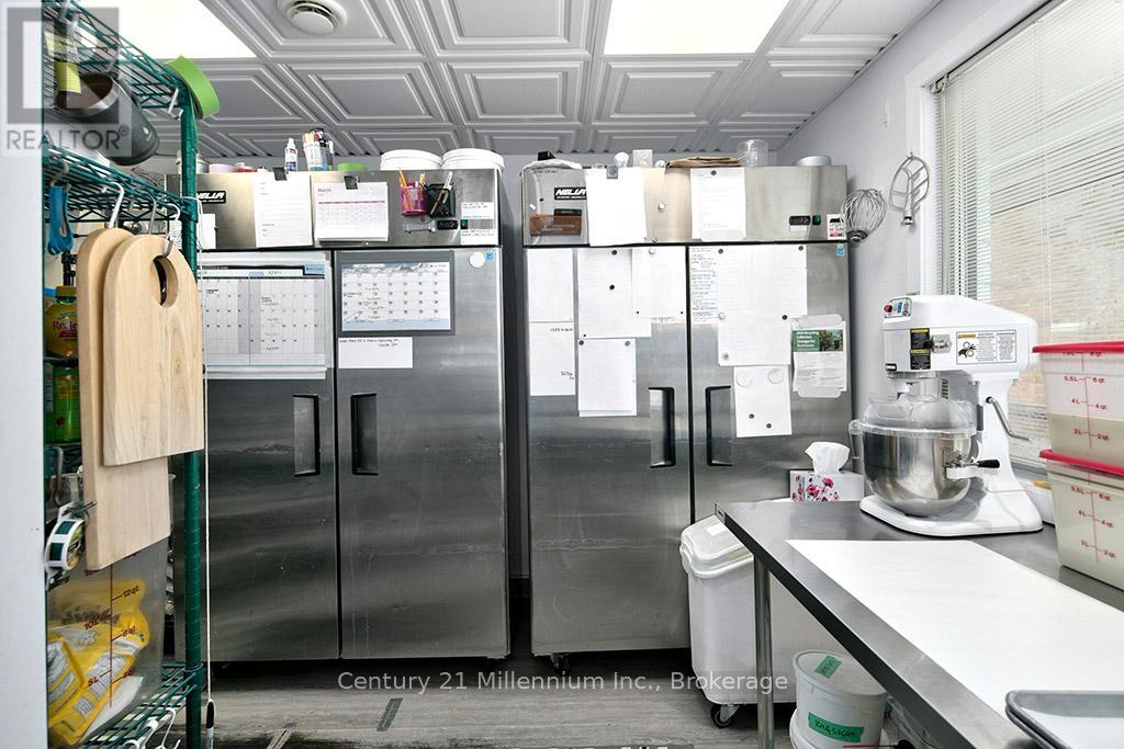 10 Third Street, Collingwood, Ontario  L9Y 1K3 - Photo 18 - S13030564