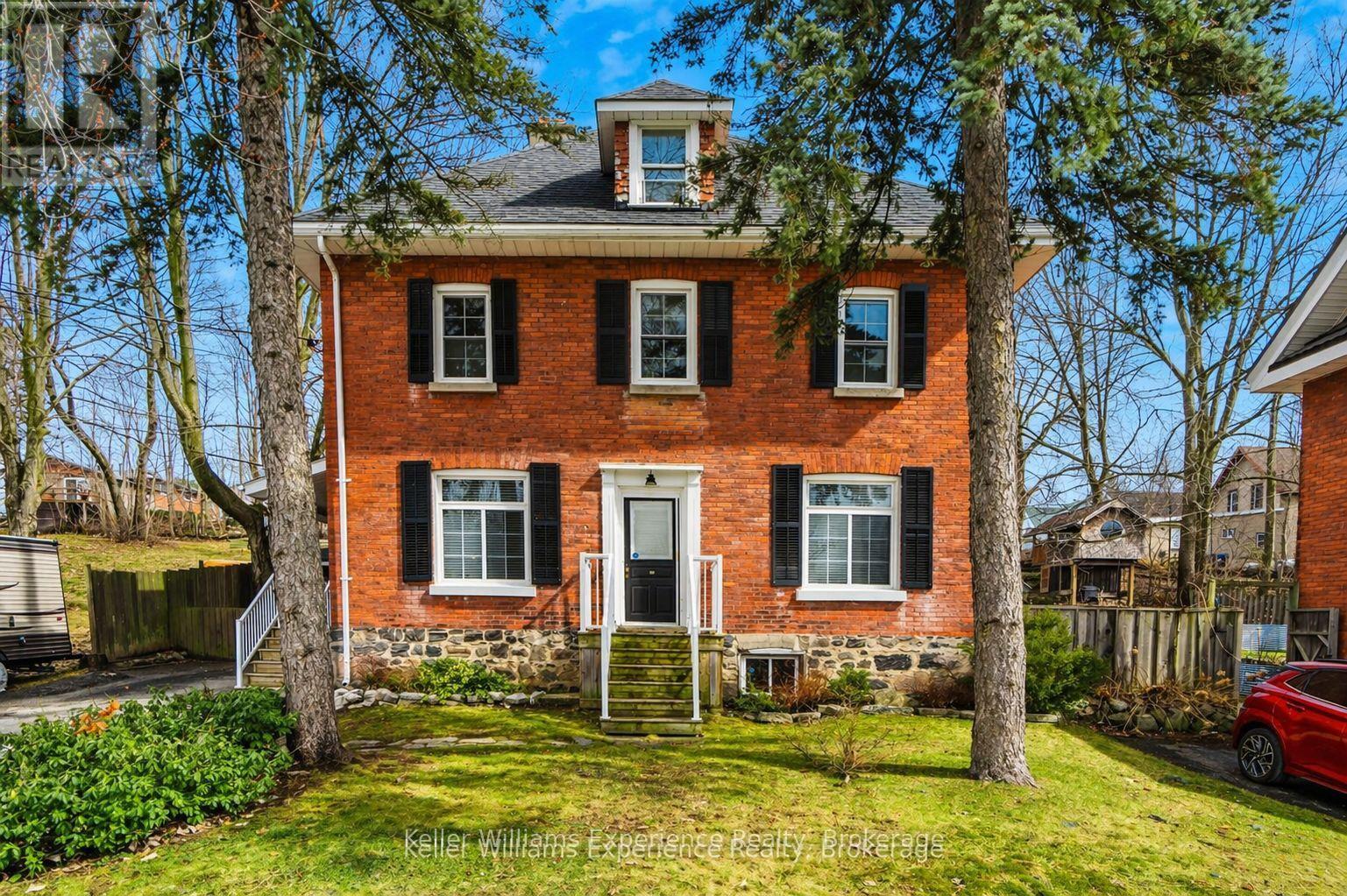 166 SIXTH STREET, Midland, Ontario