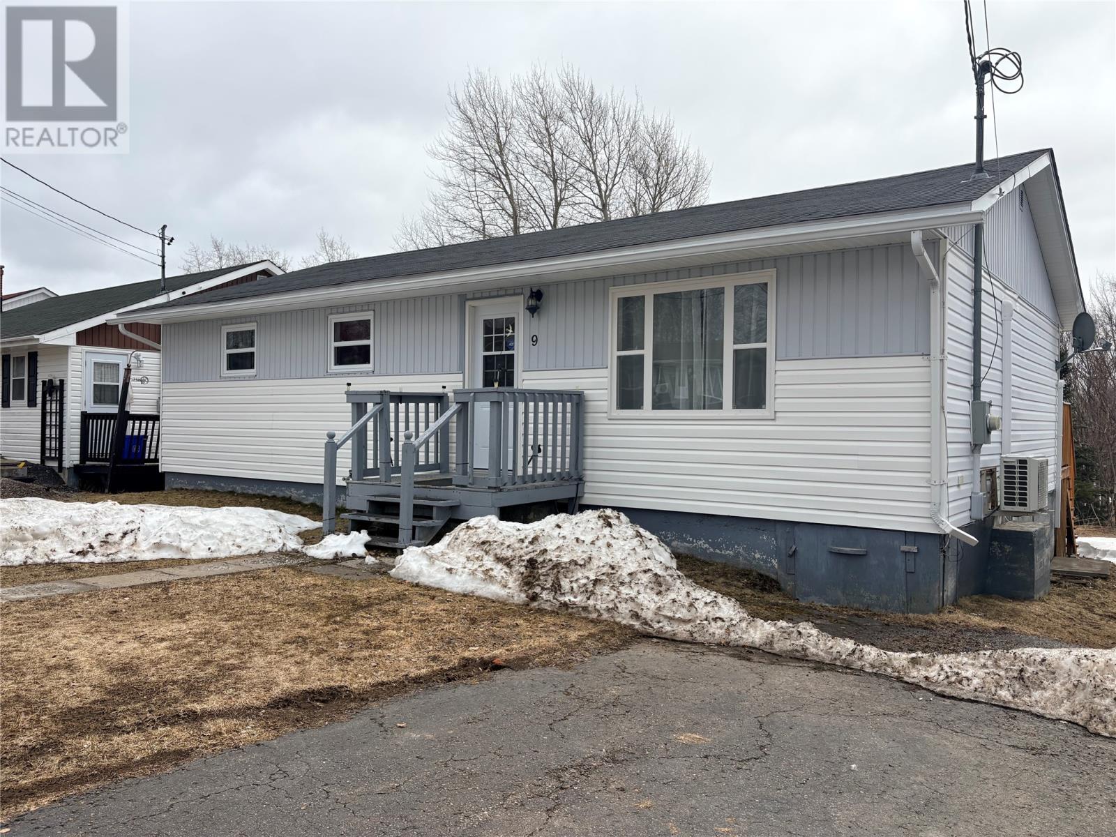 9 Miller Road, Lewisporte, Newfoundland & Labrador