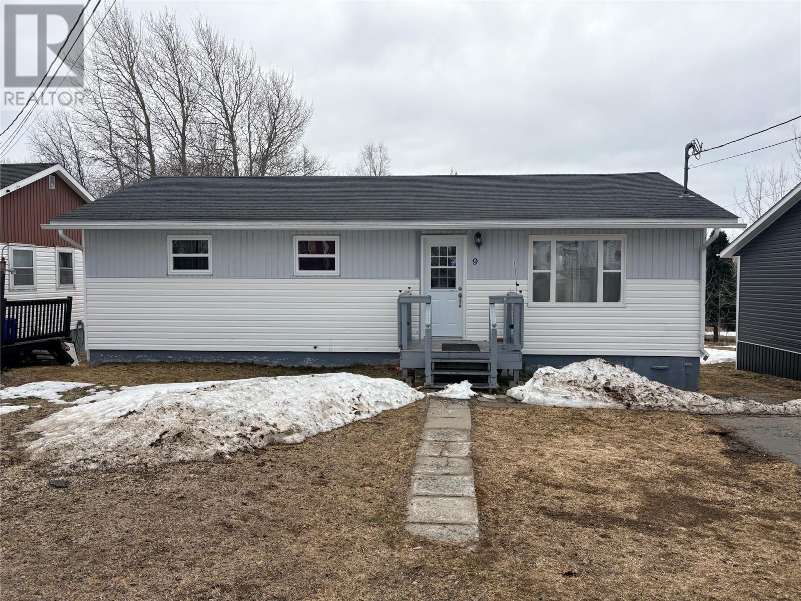 9 Miller Road, Lewisporte, Newfoundland & Labrador  A0G 3A0 - Photo 2 - 1296419