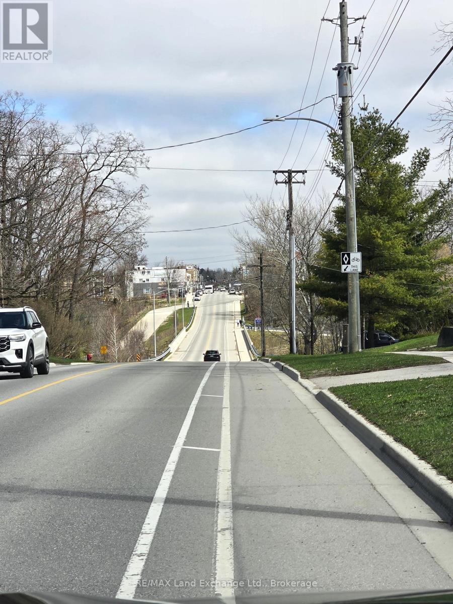 371 St Albert Street, Kincardine, Ontario  N2Z 2V1 - Photo 8 - X13022762