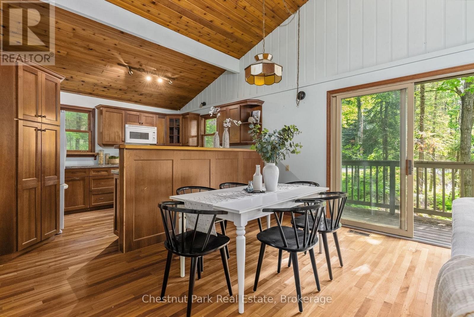 115 Woodland Drive, Huntsville, Ontario  P1H 1A7 - Photo 9 - X13030322