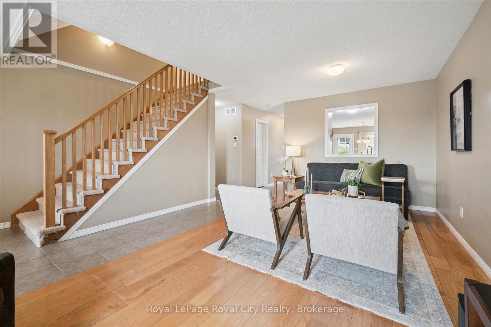 105 Spencer Street, Centre Wellington, Ontario  N0B 1S0 - Photo 4 - X13030332