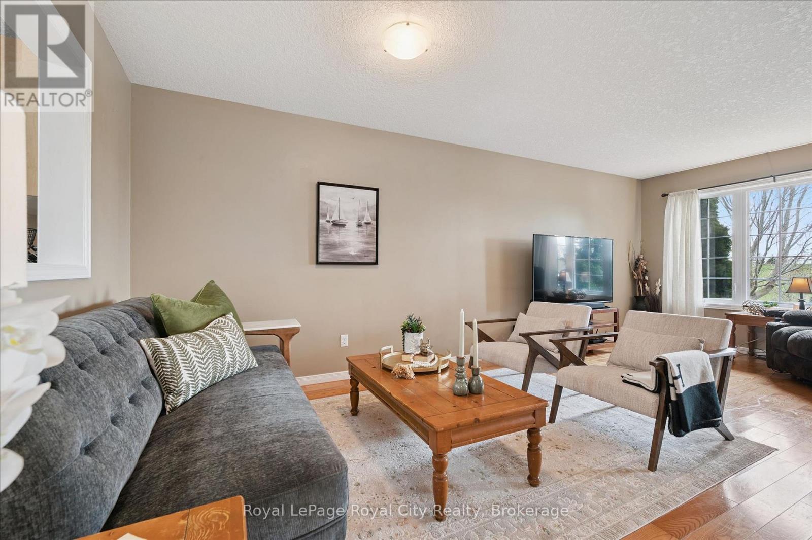 105 Spencer Street, Centre Wellington, Ontario  N0B 1S0 - Photo 7 - X13030332