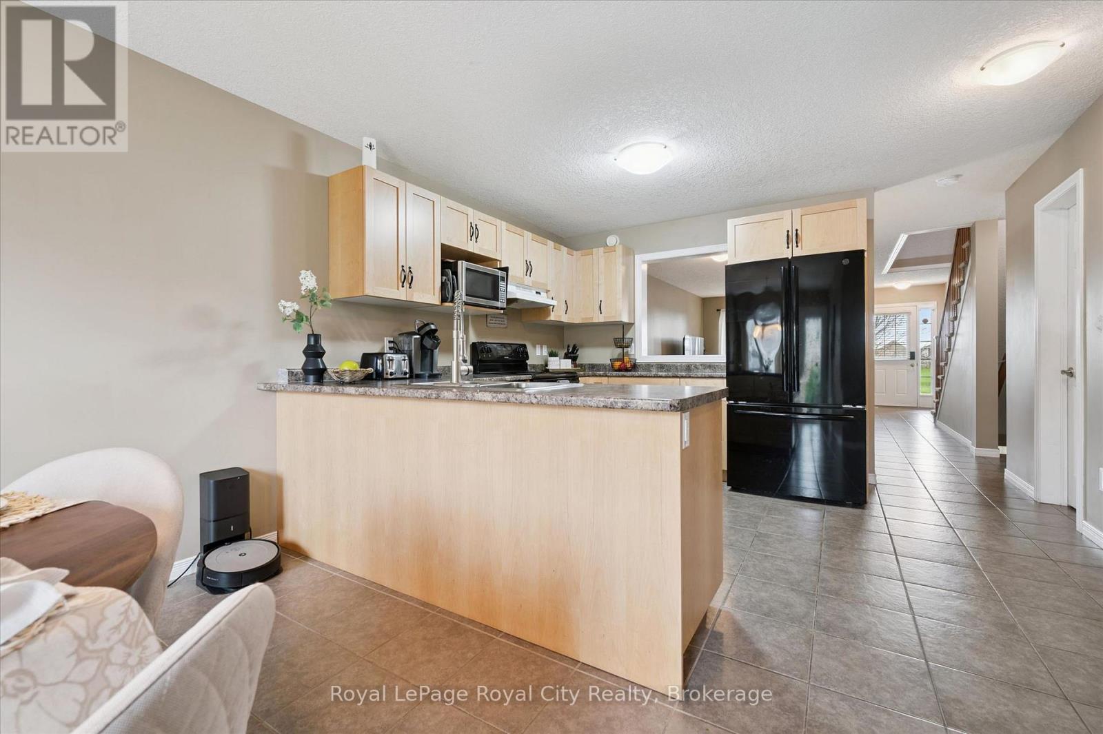 105 Spencer Street, Centre Wellington, Ontario  N0B 1S0 - Photo 8 - X13030332