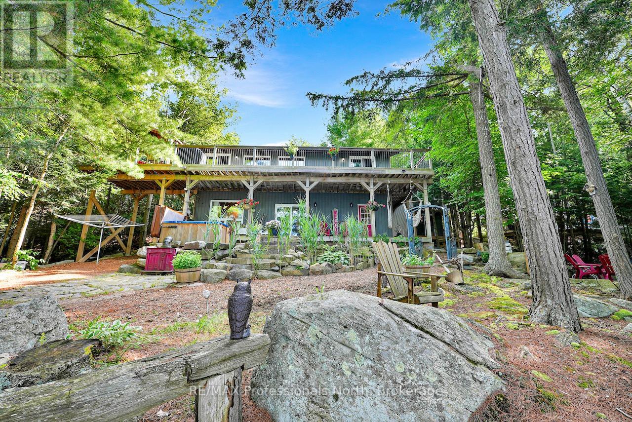 5543 KENNISIS LAKE ROAD, Dysart et al, Ontario