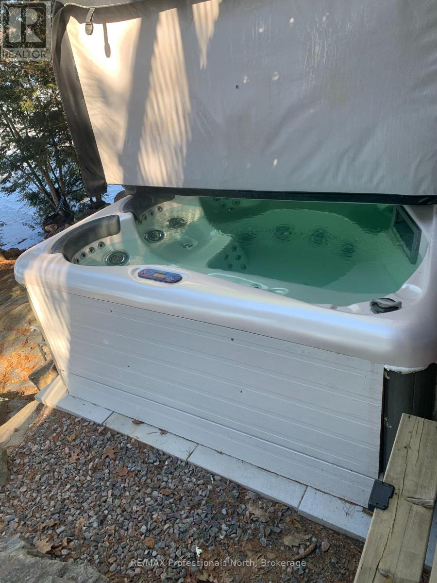 5543 Kennisis Lake Road, Dysart Et Al, Ontario  K0M 1S0 - Photo 10 - X13030428