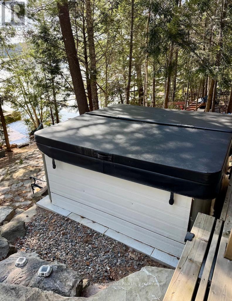 5543 Kennisis Lake Road, Dysart Et Al, Ontario  K0M 1S0 - Photo 11 - X13030428