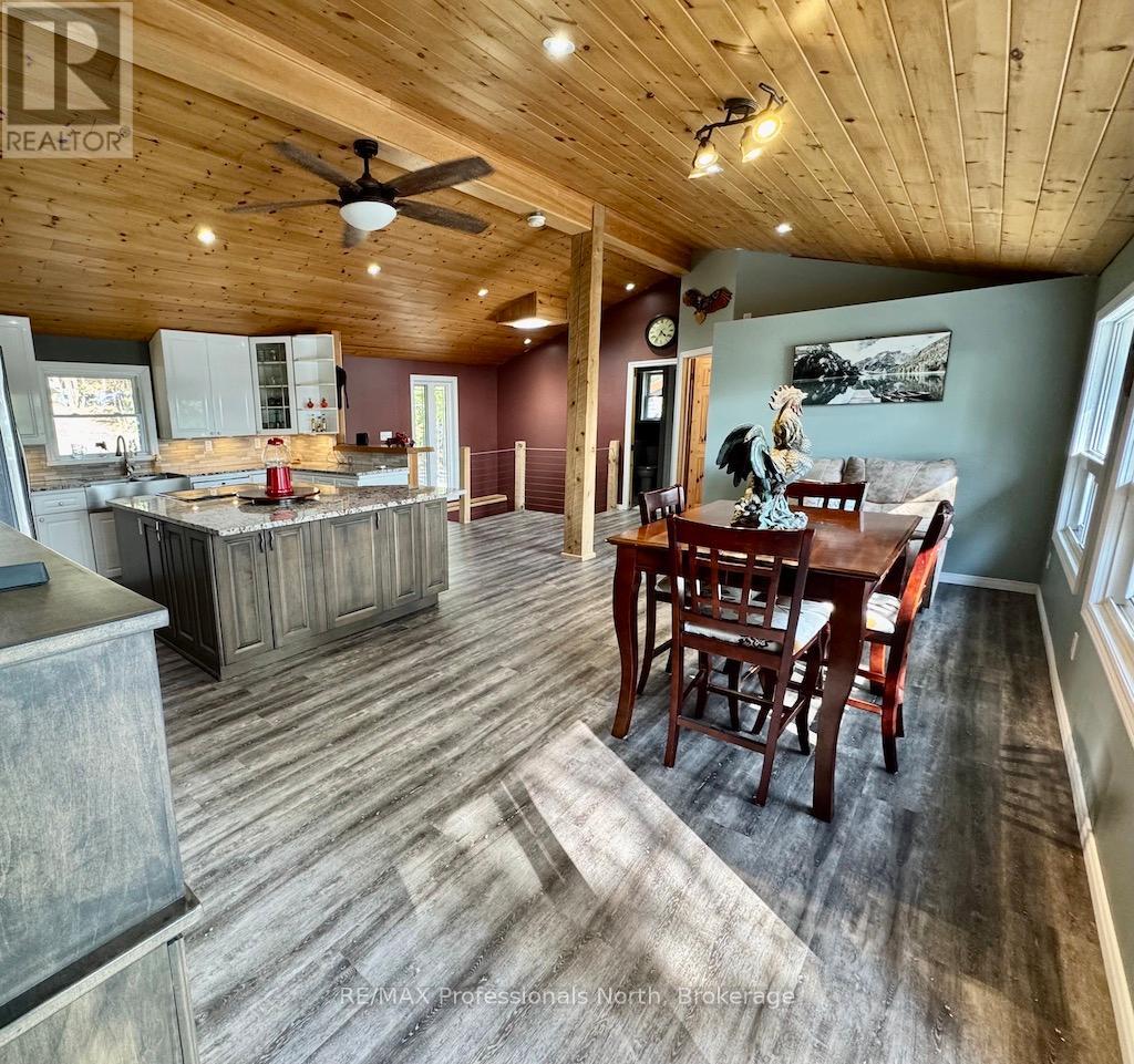 5543 Kennisis Lake Road, Dysart Et Al, Ontario  K0M 1S0 - Photo 18 - X13030428