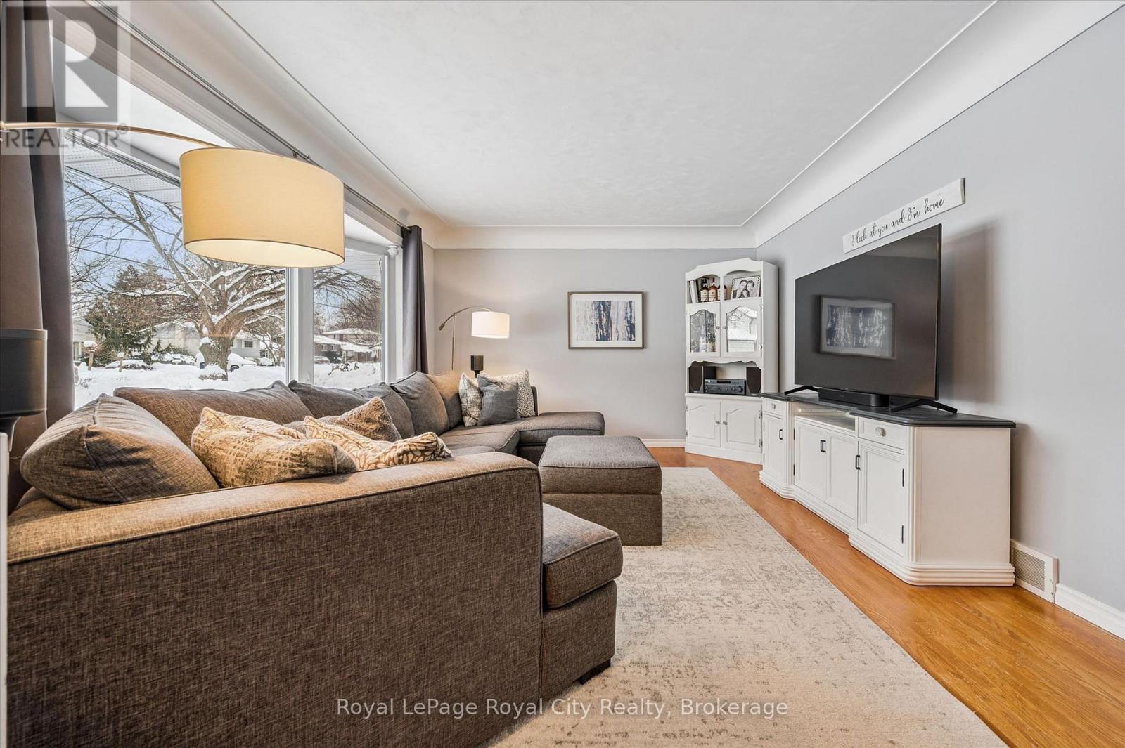 38 Brentwood Drive, Guelph, Ontario  N1H 5M7 - Photo 7 - X13030598