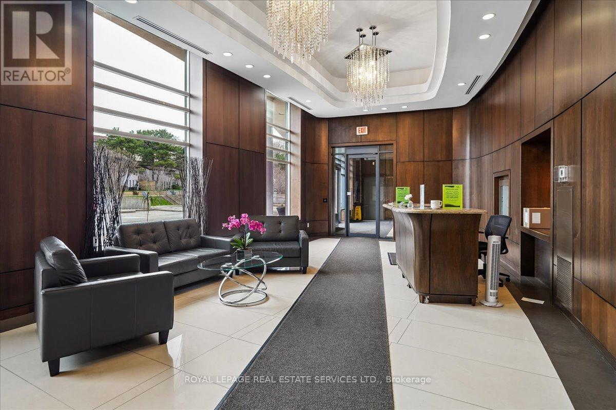 908 - 18 Valley Woods Road, Toronto, Ontario  M3A 0A1 - Photo 7 - C13026326