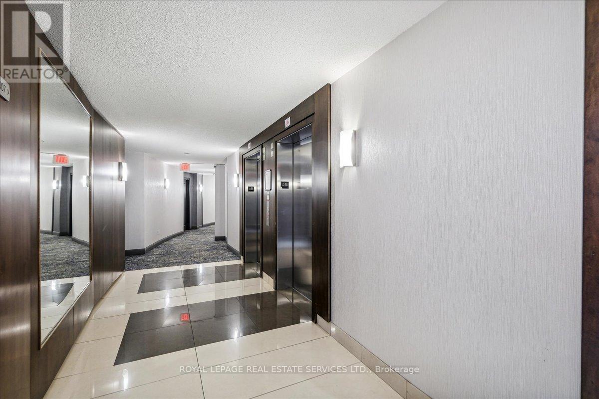 908 - 18 Valley Woods Road, Toronto, Ontario  M3A 0A1 - Photo 8 - C13026326