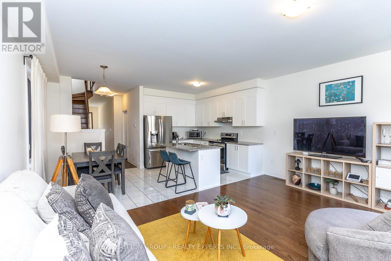 130 Ice Palace Crescent, Oshawa, Ontario  L1H 7K4 - Photo 12 - E13014800