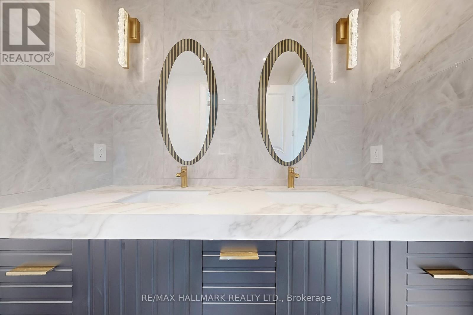 152 Olde Bayview Avenue, Richmond Hill, Ontario  L4E 3C6 - Photo 27 - N12849340