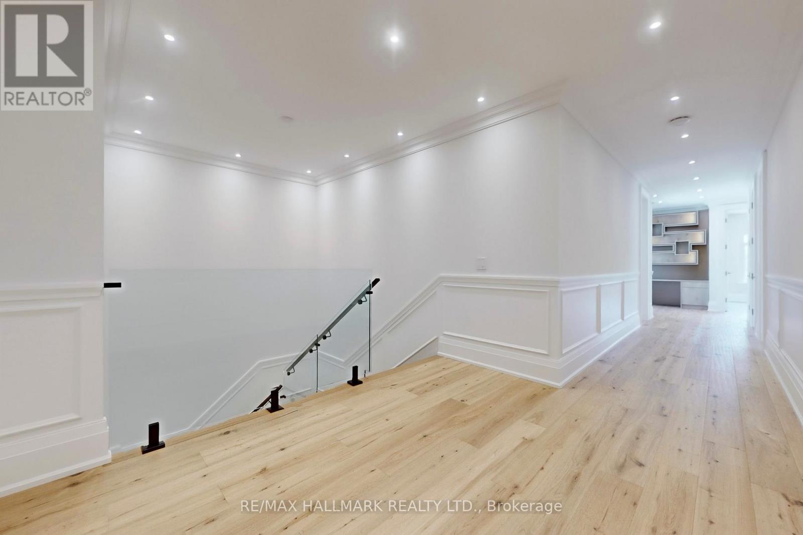 152 Olde Bayview Avenue, Richmond Hill, Ontario  L4E 3C6 - Photo 16 - N12849340