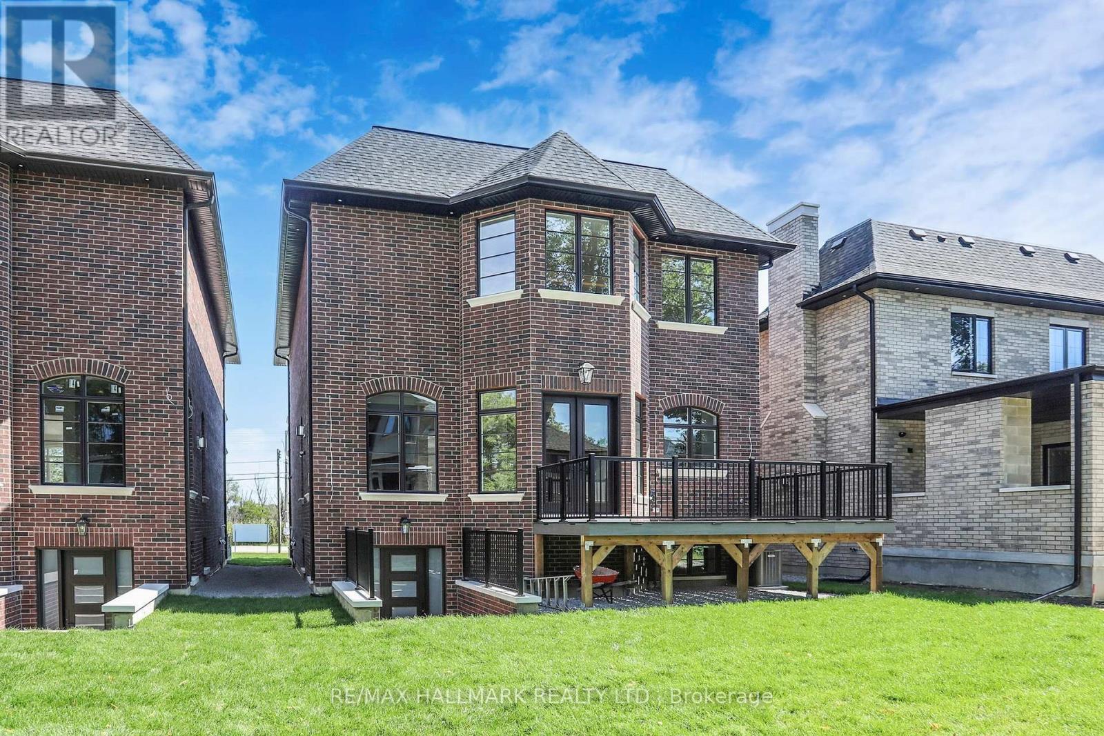 152 Olde Bayview Avenue, Richmond Hill, Ontario  L4E 3C6 - Photo 44 - N12849340