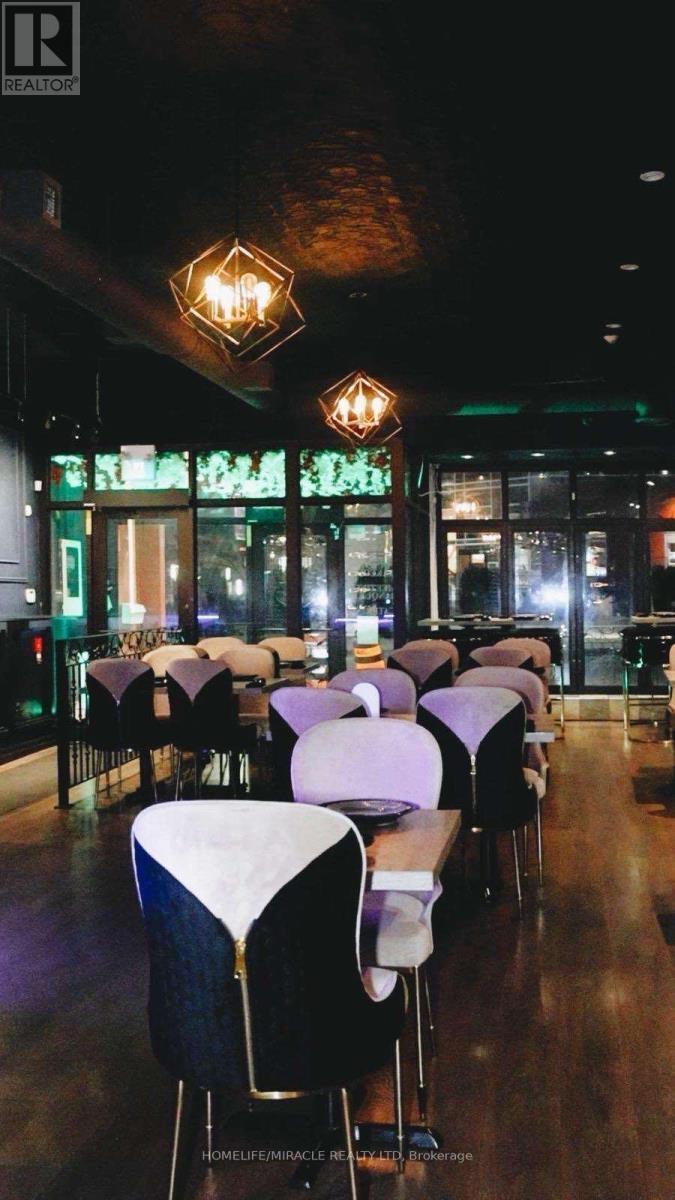 15 Main Street N, Brampton, Ontario  L6X 1M8 - Photo 2 - W12705624