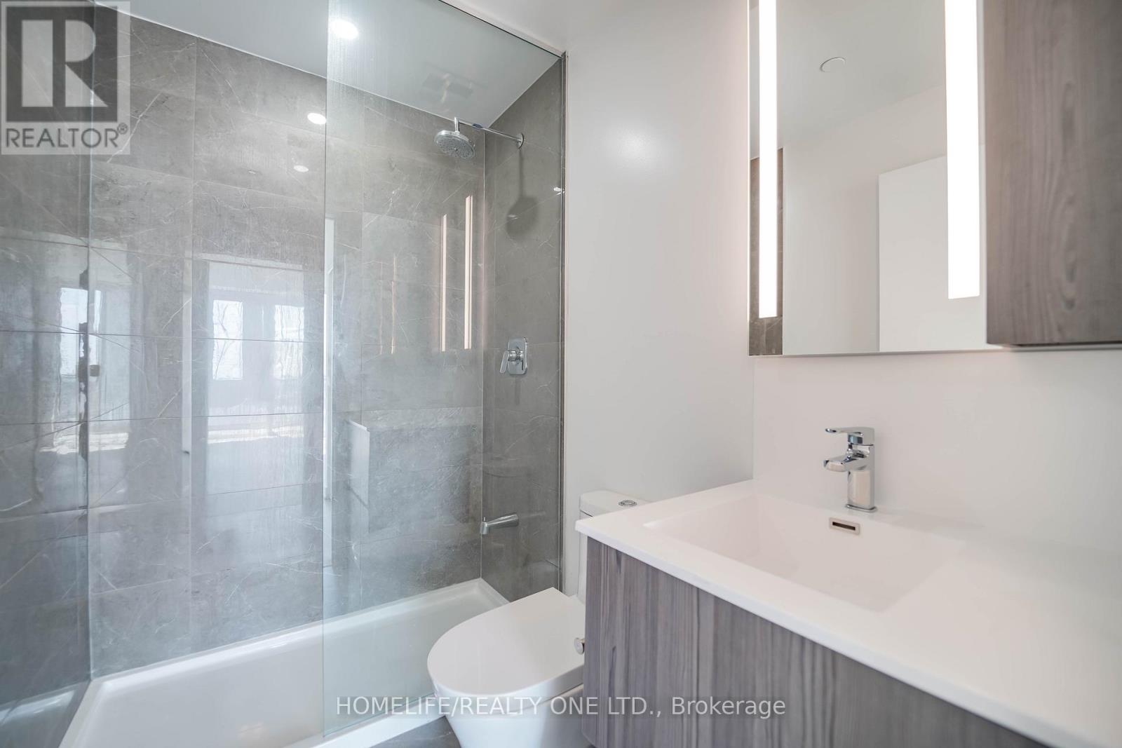 421 - 220 Missinnihe Way, Mississauga, Ontario  L5H 0A9 - Photo 14 - W12977652