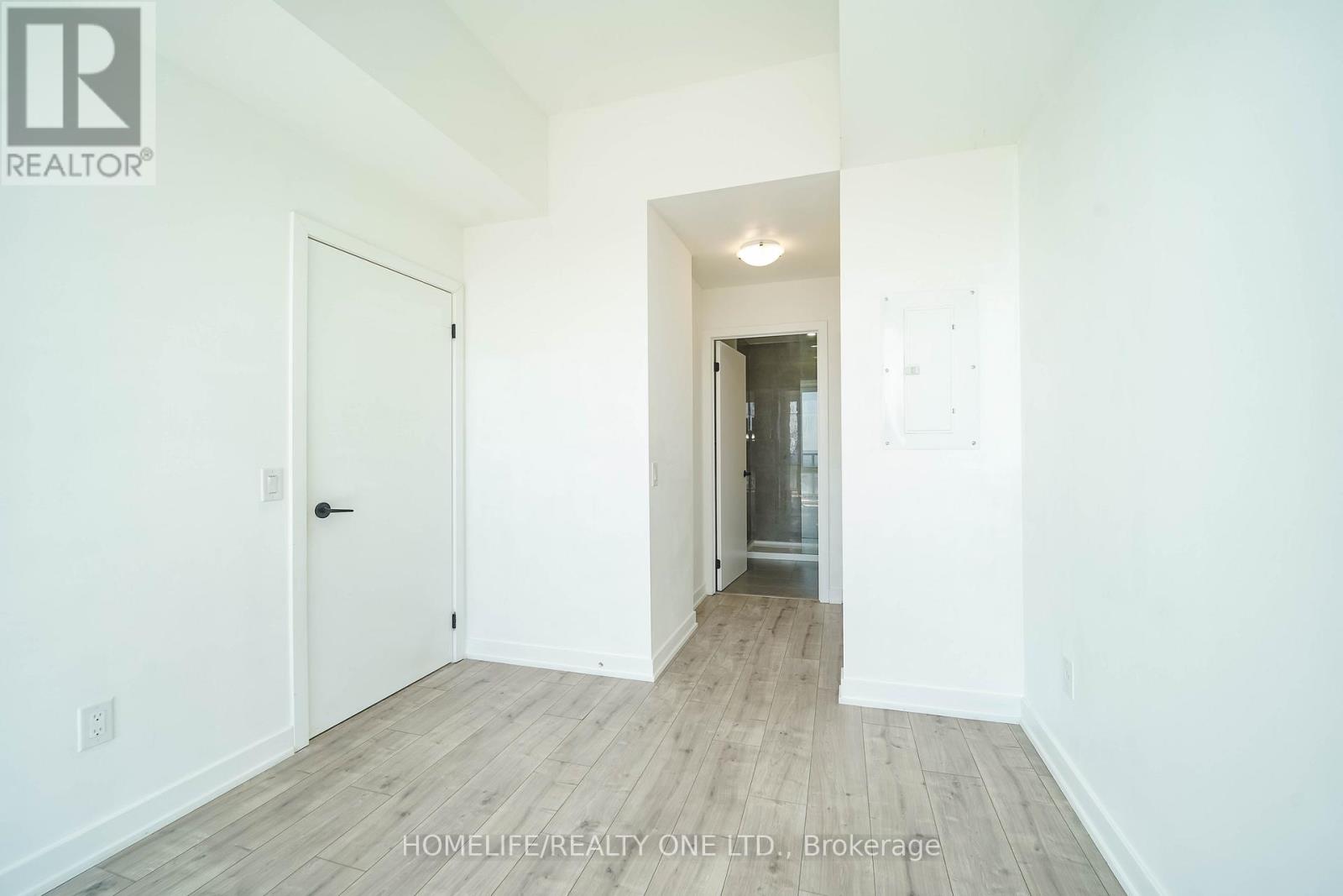 421 - 220 Missinnihe Way, Mississauga, Ontario  L5H 0A9 - Photo 21 - W12977652