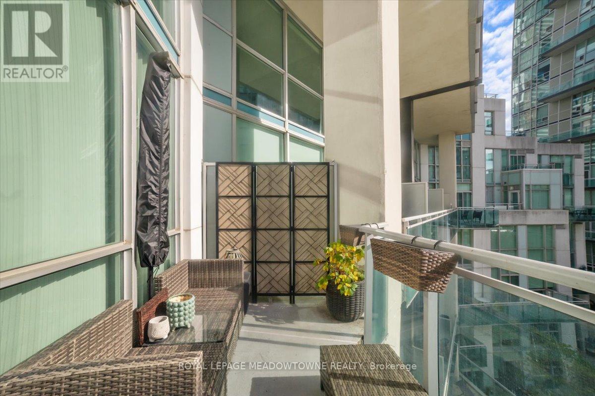 914 - 220 Burnhamthorpe Road W, Mississauga, Ontario  L5B 4N4 - Photo 32 - W12686240