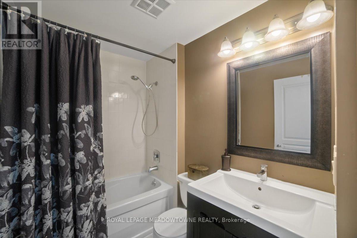 914 - 220 Burnhamthorpe Road W, Mississauga, Ontario  L5B 4N4 - Photo 29 - W12686240