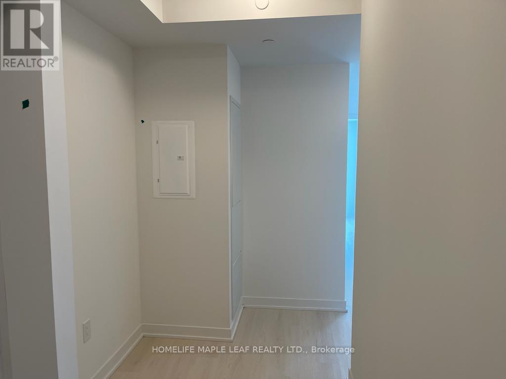 3902 - 3900 Confederation Parkway, Mississauga, Ontario  L5B 0M3 - Photo 5 - W12985894