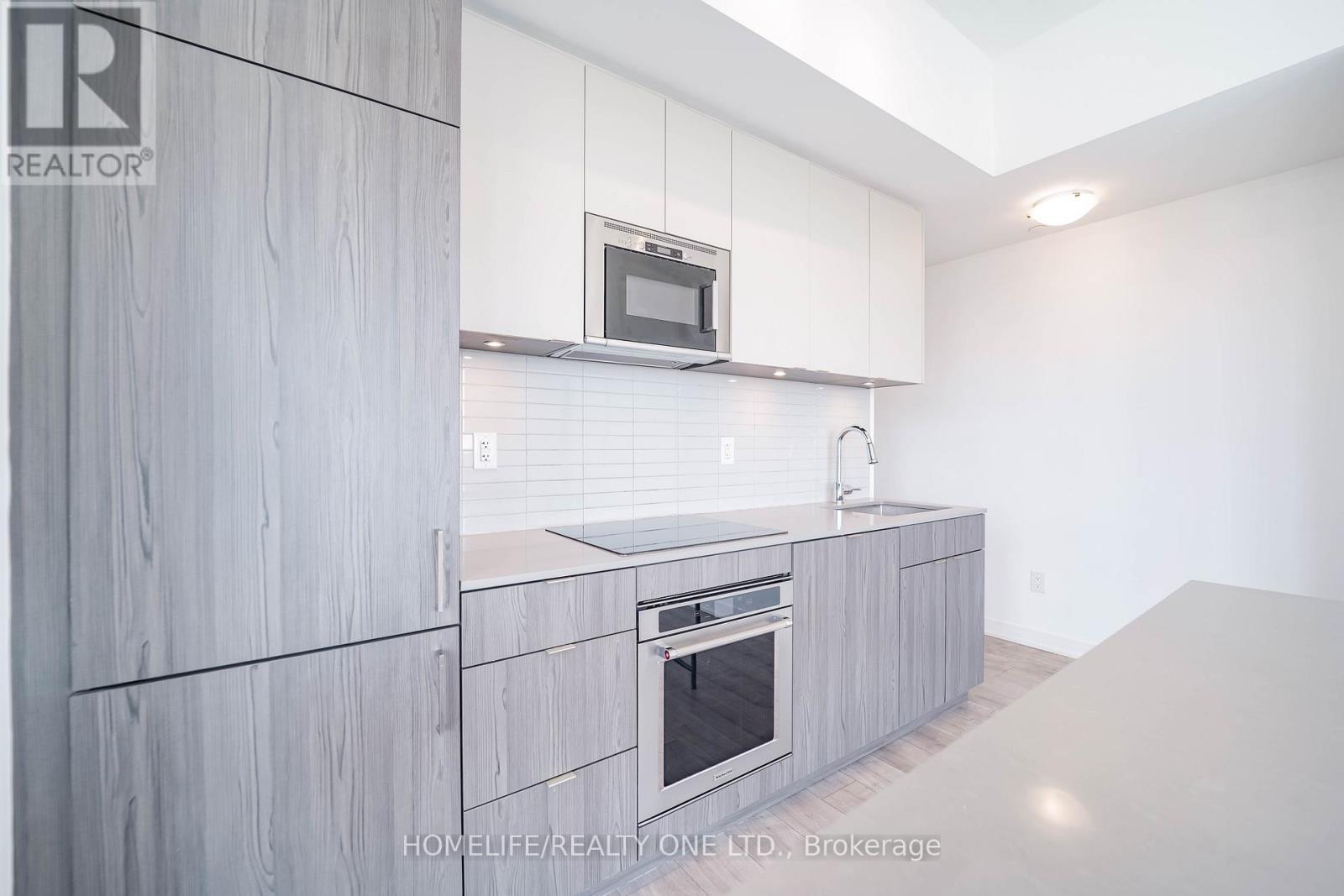 421 - 220 Missinnihe Way, Mississauga, Ontario  L5H 0A9 - Photo 9 - W12977652