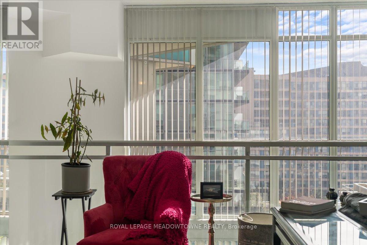 914 - 220 Burnhamthorpe Road W, Mississauga, Ontario  L5B 4N4 - Photo 30 - W12686240