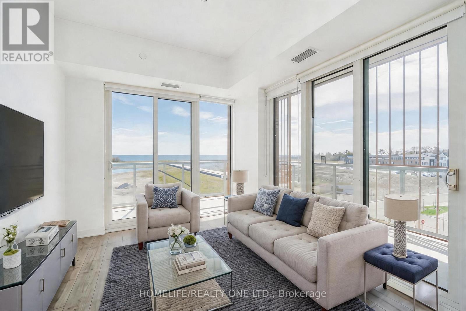 421 - 220 MISSINNIHE WAY, Mississauga, Ontario