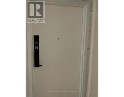 3902 - 3900 CONFEDERATION PARKWAY, Mississauga, Ontario