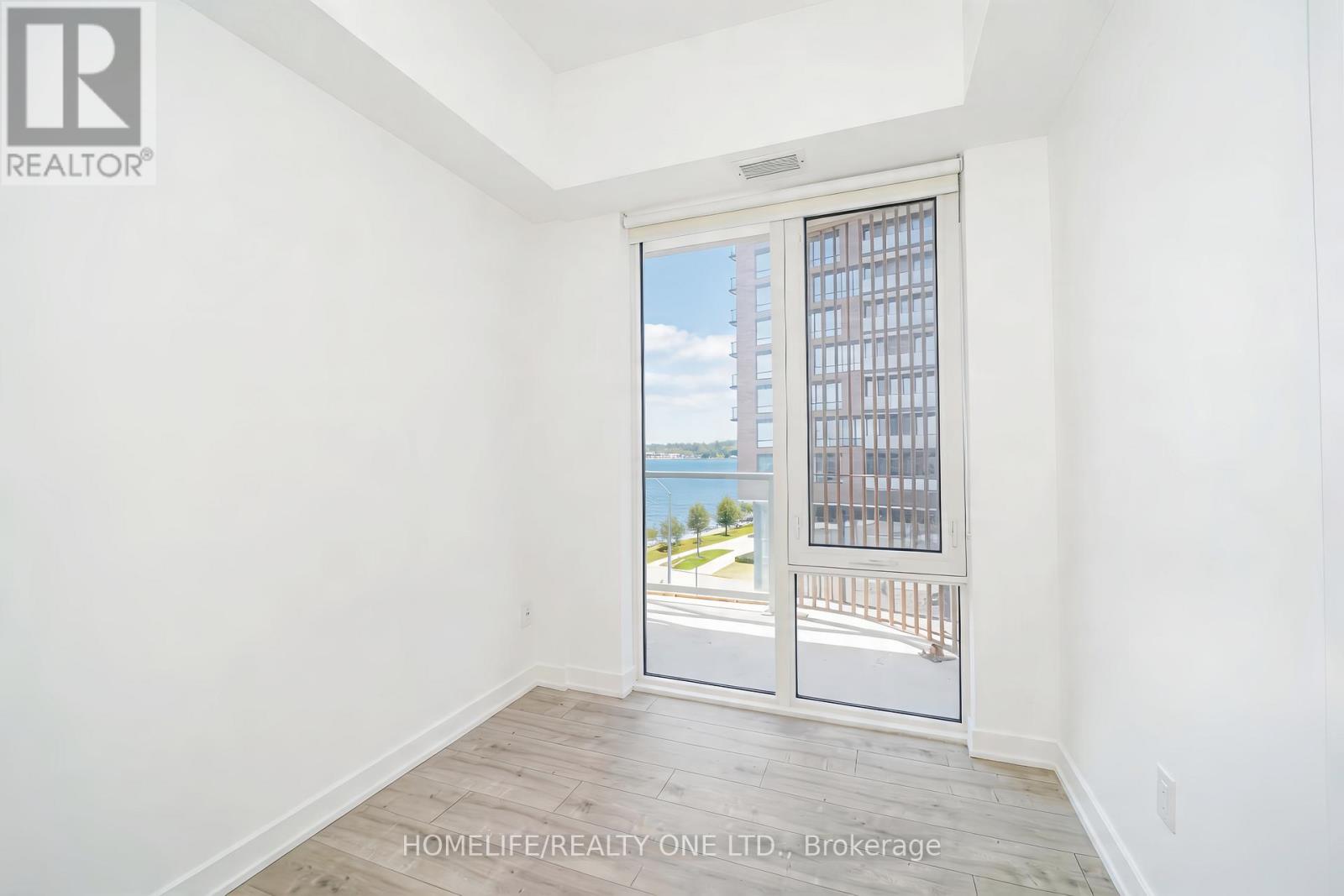 421 - 220 Missinnihe Way, Mississauga, Ontario  L5H 0A9 - Photo 20 - W12977652