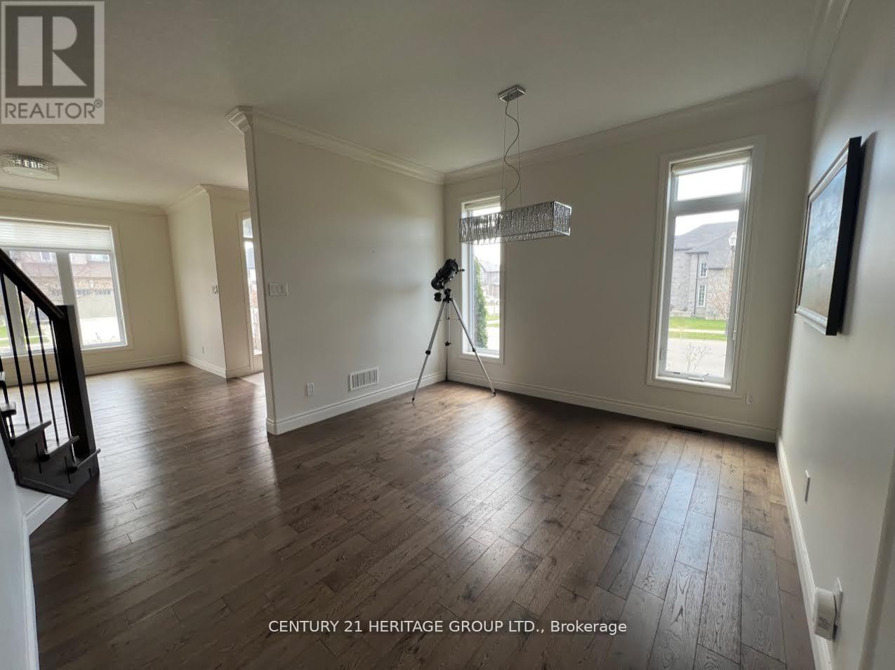 3547 Singleton Avenue, London South, Ontario  N6L 0C2 - Photo 4 - X12379096