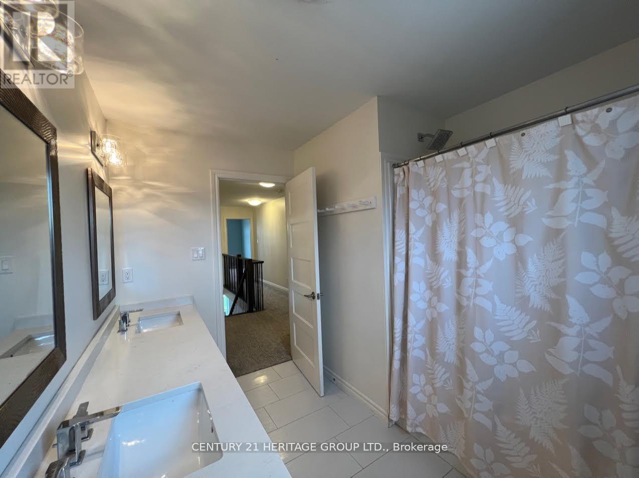 3547 Singleton Avenue, London South, Ontario  N6L 0C2 - Photo 18 - X12379096