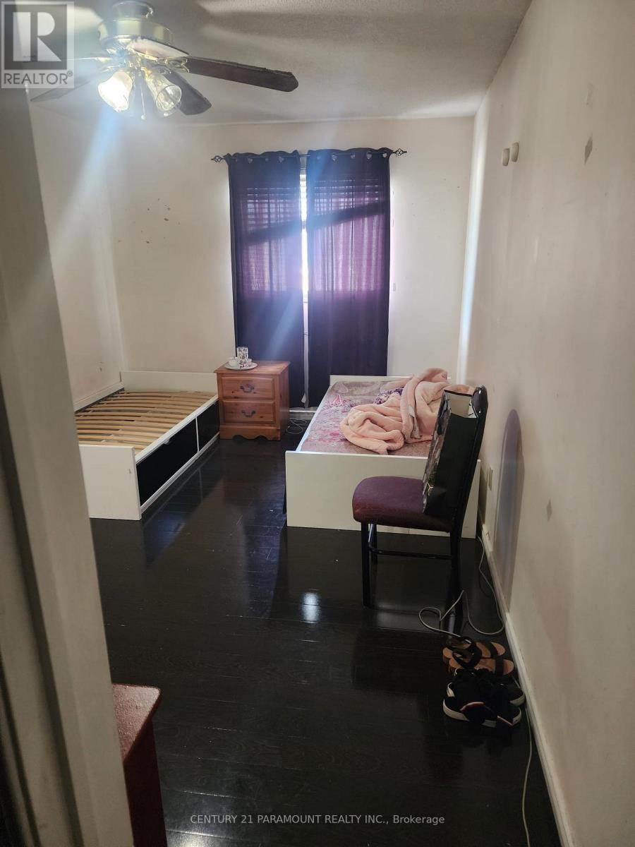 17 Timberlane Drive, Brampton, Ontario  L6Y 3Y6 - Photo 6 - W13029510