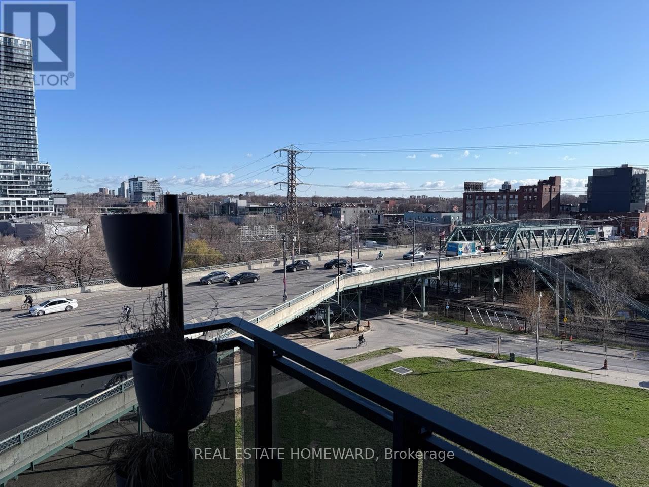 503 - 51 Trolley Crescent, Toronto, Ontario  M5A 0E9 - Photo 16 - C12998096