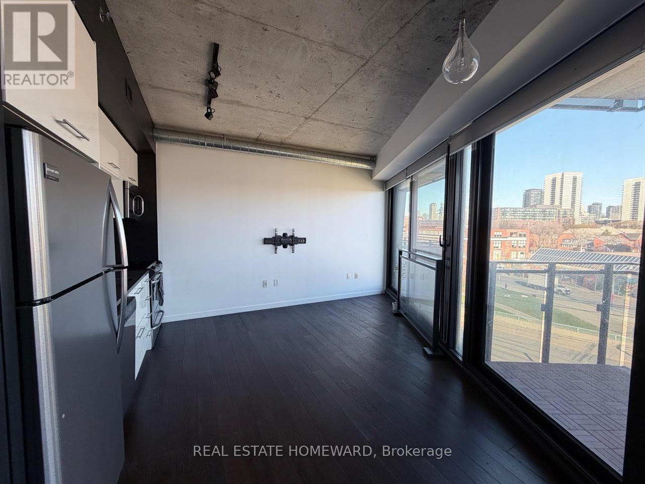 503 - 51 Trolley Crescent, Toronto, Ontario  M5A 0E9 - Photo 5 - C12998096