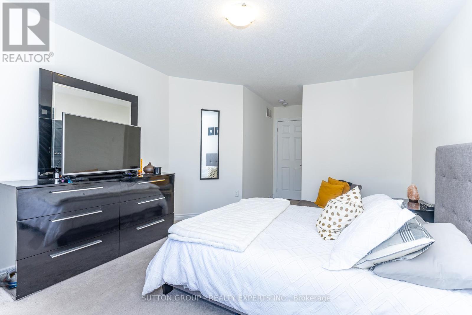 130 Ice Palace Crescent, Oshawa, Ontario  L1H 7K4 - Photo 34 - E13014800