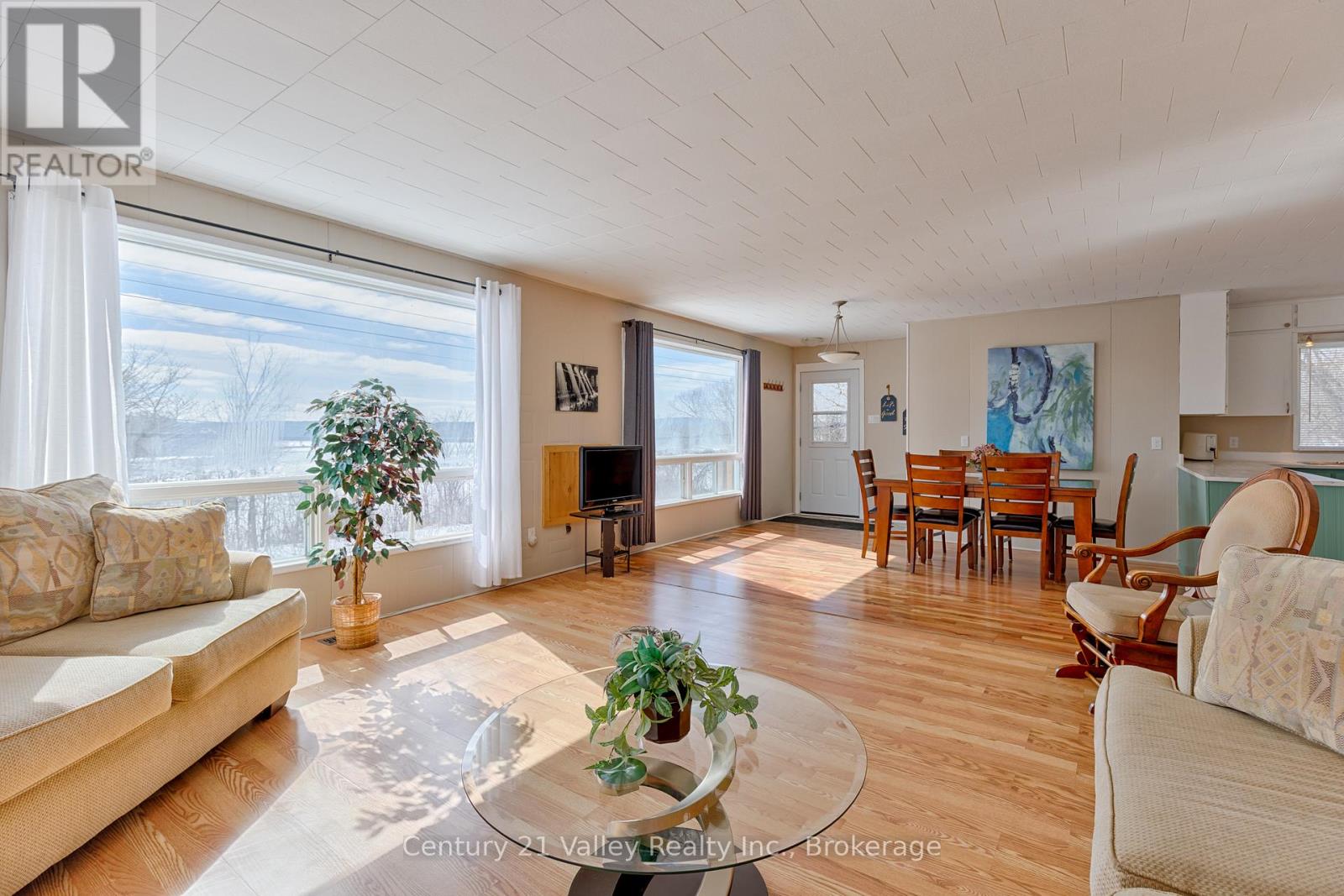 636 Mill Street, Greater Madawaska, Ontario  K0J 1H0 - Photo 42 - X12922572